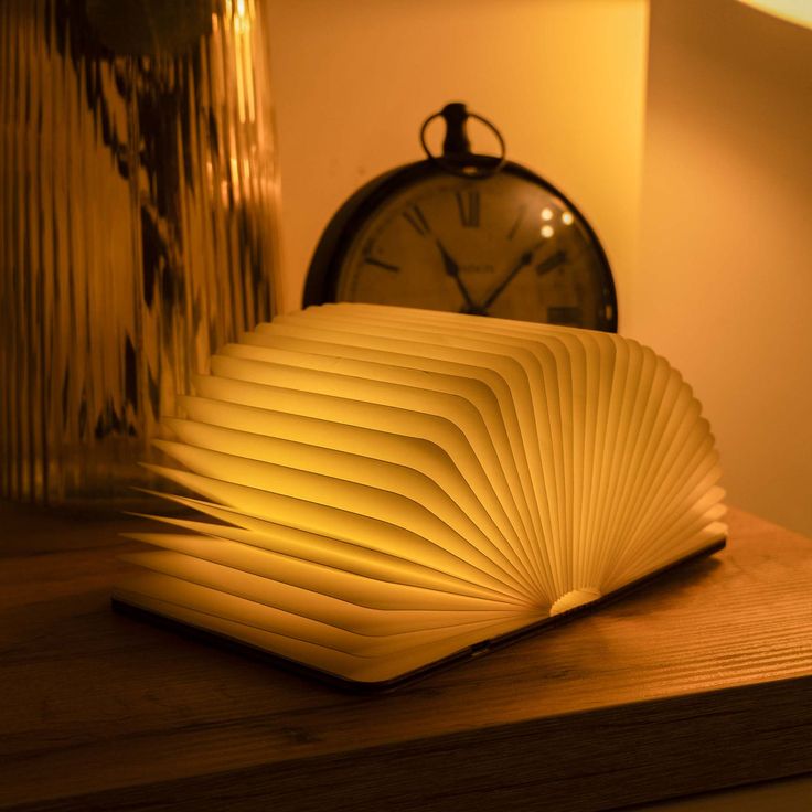 Gluome Foldable LED Book Lamp